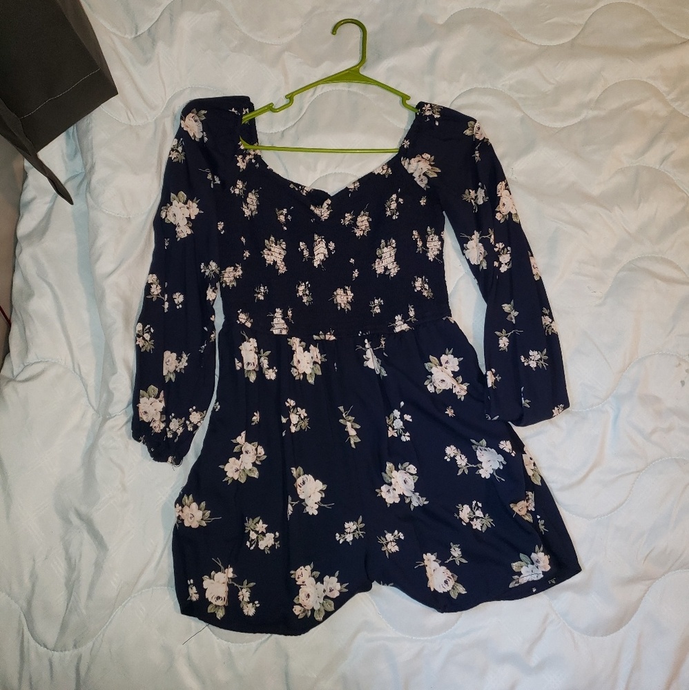 Hollister romper